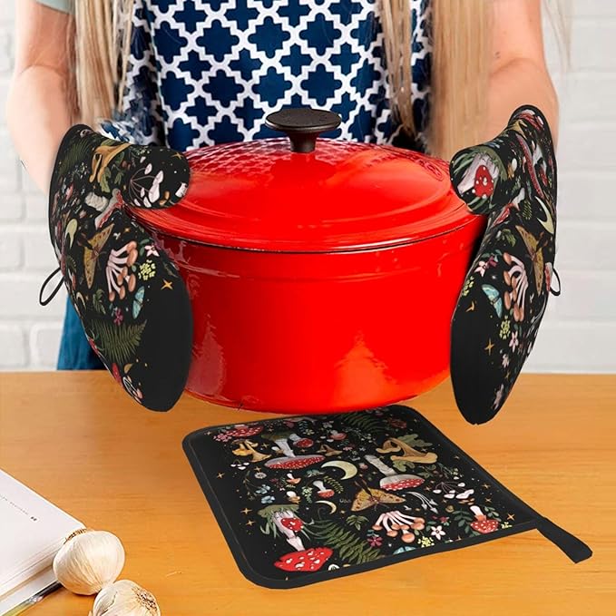Mushroom Oven Mitts and Pot Holders Sets, Heat Resistant Black Hot Pads Witchy Oven Gloves for Cooking Grilling Baking Kitchen Decor Aesthetic, Witchy Gifts for Women,Mushroom Gifts for Women
