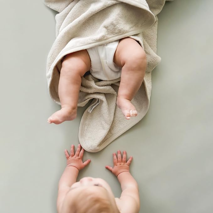 CuddleBug Premium Hooded Baby Bath Towel & Washcloth Set (Bear) - 100% Cotton Terrycloth Hooded Baby Towels for Newborn & Toddler - Super-Soft & Absorbent, Newborn Essentials (33" x 33") - Honey Beige