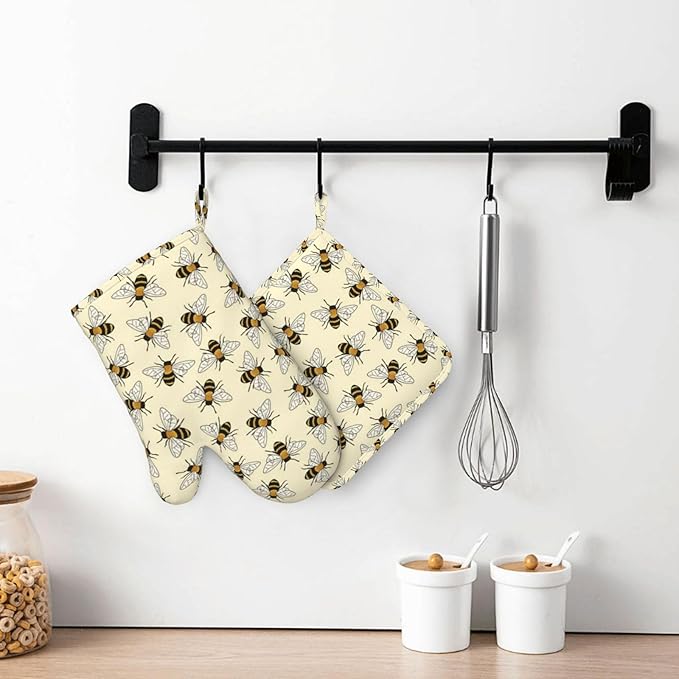 Happy Busy Bees Oven Mitts and Pot Holders Sets Silicone Bees Kitchen Mitts Bee Potholders Heat Resistant 4Pcs Oven Gloves Hot Pads for Kitchen Baking Cooking BBQ Grilling