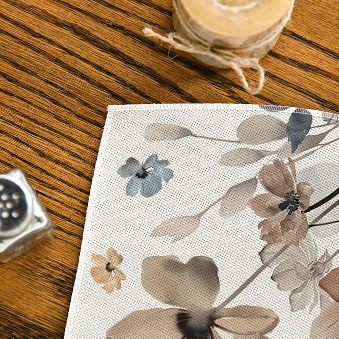 Artoid Mode Brown Poppy Floral Round Table Wedge Placemats Set of 4, Seasonal Kitchen Dining Table Decoration for Indoor Party Home