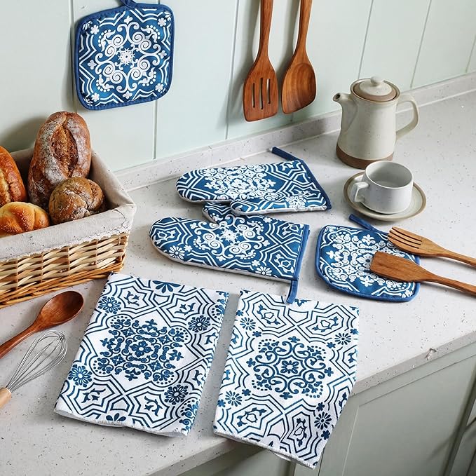 Jingmore 6 Pcs Kitchen Decor Set Accessory Farmhouse Kitchen Towels Pot Holders Oven Mitts Set 2 Dish Towels 2 Pot Holders 2 Cooking Mittens Oven Glove for Cooking (Blue,White,Chinoiserie Printed)