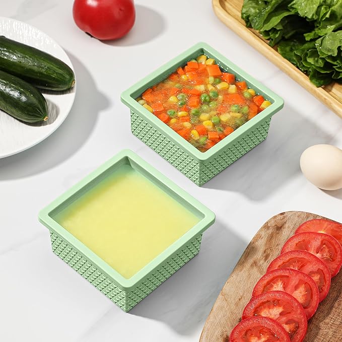 Silicone Freezer Molds for Soup Cube - 2-Cup Freezer Storage Container Tray with Lid,4 Pack Stackable Ice Cube Trays for Portion Control,Food Storage Meal Prep,Oven & Dishwasher Safe