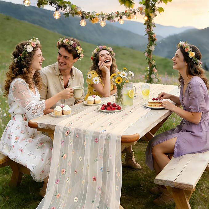 YATOJUZI Champagne Table Runner Embroidery Daisy Summer Floral Decorations Seasonal Tulle Dining Table Runners for Home Kitchen Decor Wedding Shower Party