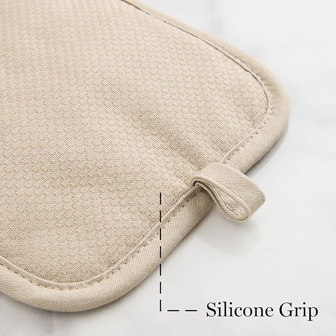 MARTHA STEWART Honeycomb Quilted Chambray Pot Holder 2-Pack Set, 100% Cotton, Flexible Non-Slip Silicone Grip, Heat Resistant, Natural, 7"X10"