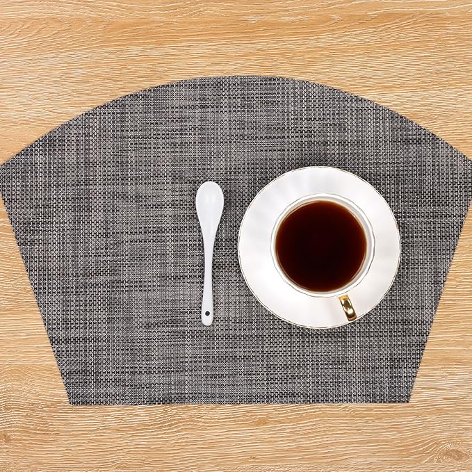 SHACOS Wedge Placemats Set of 4 Woven Vinyl Placemats for Round Table Wipe Clean Curved Fan Table Mats Placement Mat Indoor Outdoor, Dark Gray
