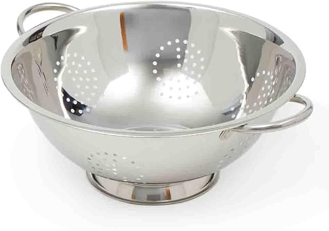 Metal Colander with Stainless Steel Finish by Home Basics, 7 QT | Large Colander | with Easy-Grip Handles | Strainers and Colanders Perfect for Pasta and Veggies