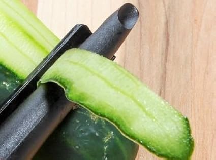 Best Vegetable Peeler: Ceramic Vegetable Peeler by Cestari Kitchen - Pro Peeler with Razor Sharp Ceramic Blade, Ergonomic Handle