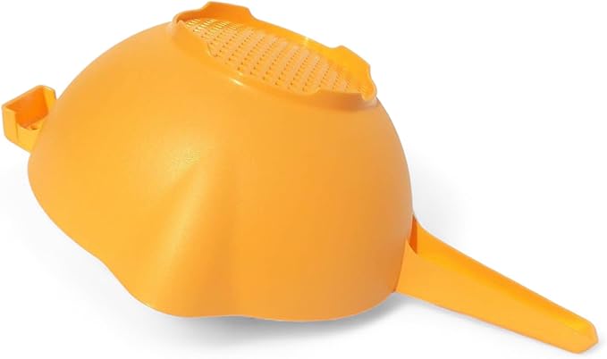 Tupperware 2 Quart Colander Strainer with Handle in Orange
