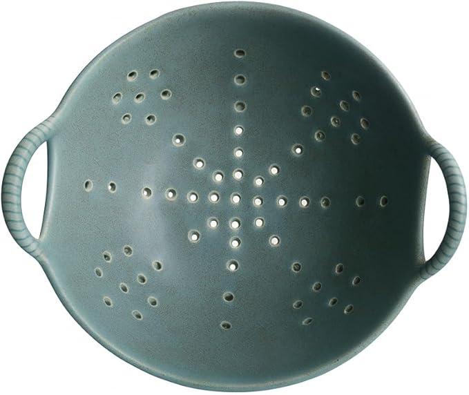Matte Glaze Ceramic Berry Colander Bowl with Handles – 8.5" Handle-to-Handle × 8" Bowl Dia × 3.3" High – Rustic Stoneware Drain Bowl for Fruit, Berries, and Kitchen Decor (Matte Green)