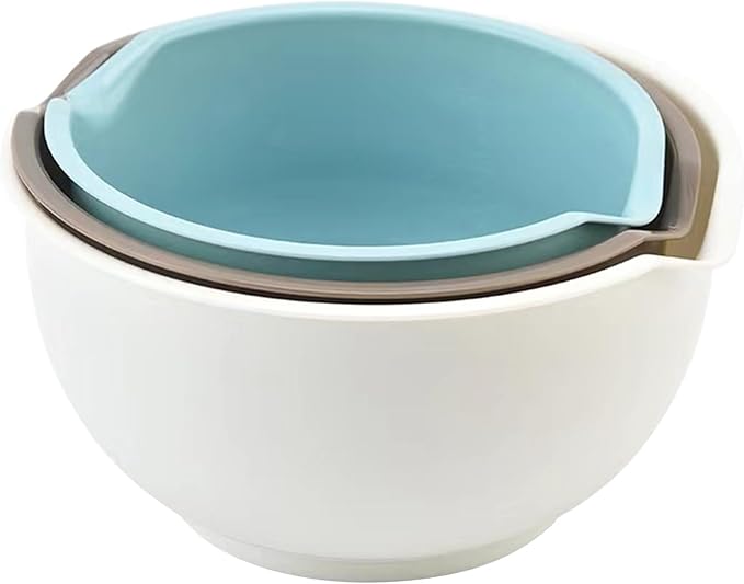 Nesting Plastic Mixing Bowls, Set Of 3, 1.5 quart, 2 quart, 2.5quart, Nesting Bowls with Non Slip Base and Easy Pour Spout, Dishwasher Safe
