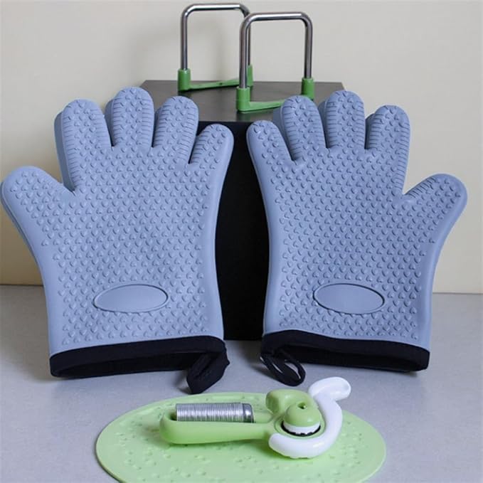 Extra Long Heat Resistant Silicone Oven Mitts Set, Non-Slip Cooking Gloves with Quilted Cotton Liner, Flexible Waterproof Pot Holders for Baking, BBQ, Grilling – 2-Pack (Grey)