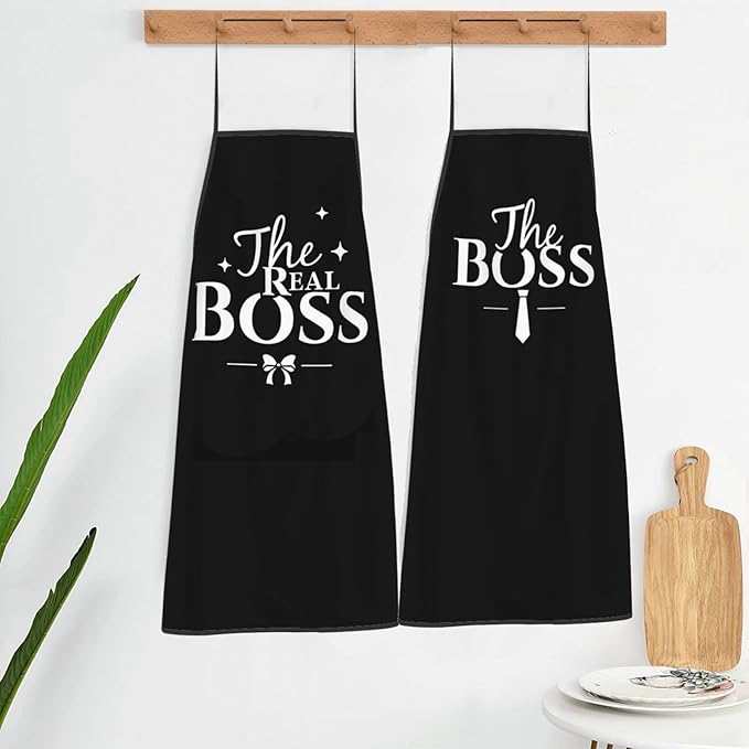 2Pcs Apron Waterdrop Resistant The Boss &The Real Boss Aprons Funny Cooking Kitchen Aprons for Women Men Chef Valentine's Day Gifts Wedding Gifts for Couple Cool Bridal Engagement Gifts