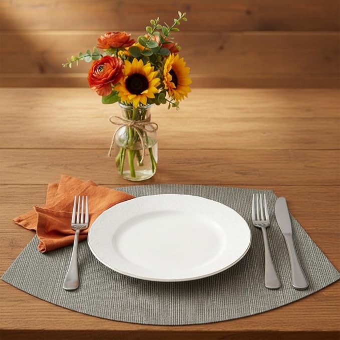 SHACOS Wedge Shaped Placemats Set of 4 Woven Vinyl Dining Table Place Mats Round Table Mats Non Slip Heat Resistant Wipe Clean Indoor Outdoor Table Decor (4, Gray)