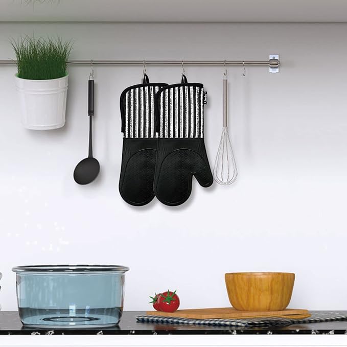Alselo Silicone Oven Mitts Heat Resistant 932℉ with Waterproof & Non-Slip Kitchen Mittens, Set of 2 Extra Long Oven Gloves with Soft Cotton Terry Lining for Baking Cooking Barbecue (2, Black Mitts)
