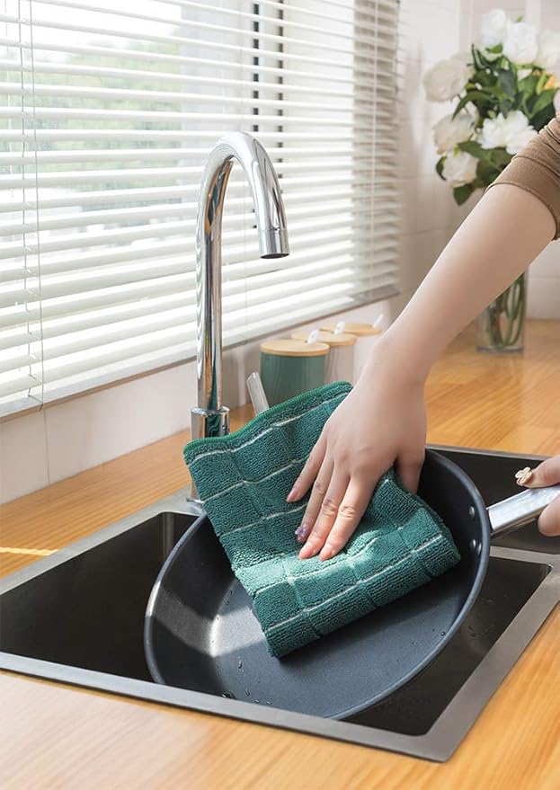 Microfiber Dish Towels - Soft, Super Absorbent and Lint Free Kitchen Towels - 8 Pack (Lattice Designed Green Colors) - 26 x 18 Inch (Dark Green)