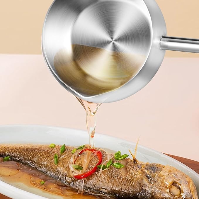 Luxshiny Stainless Steel Soup Ladle With Pour Spout Long Handle Water Oil Ladle for Kitchen Cooking Serving Soups and Drizzle Sauces Silver 280ml
