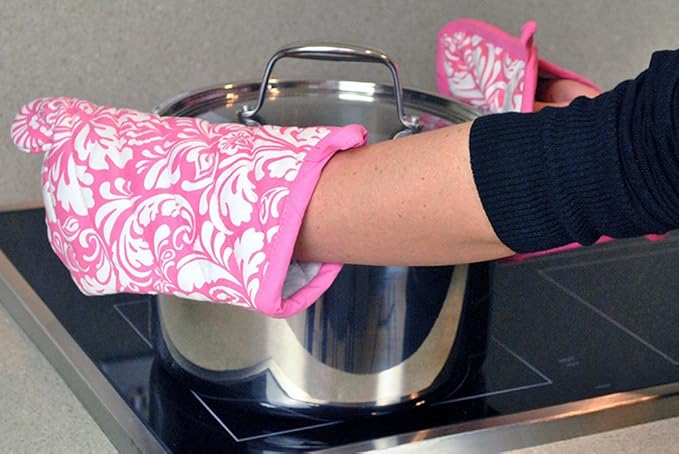 DII Quilted Kitchen Oven Mitt & Potholder Set, Hanging Loop for Convenient Storage, OM 6.5x12/PH 8x8.5, Pink Damask Print, 2 Piece