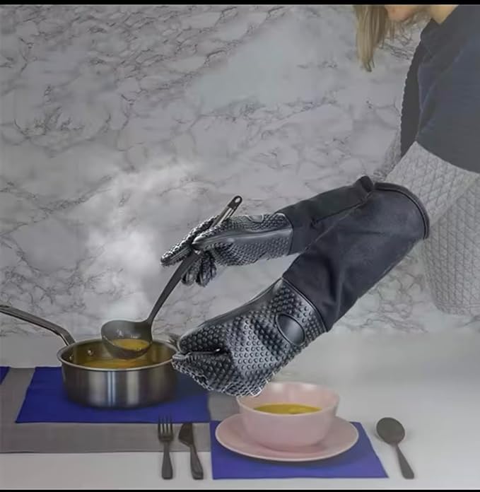 A Pair of Extra Long Non Slip Silicone Oven Mitts/Gloves, Heat Resistance,for Kitchen/BBQ, Black.19 inch