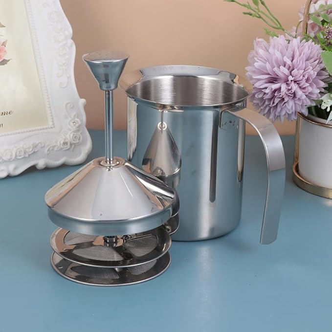 Cabilock 400cc Stainless Steel Manual Frother Double Layer Filter Screen Coffee Frothing Pitcher for Rich Coffee Shop