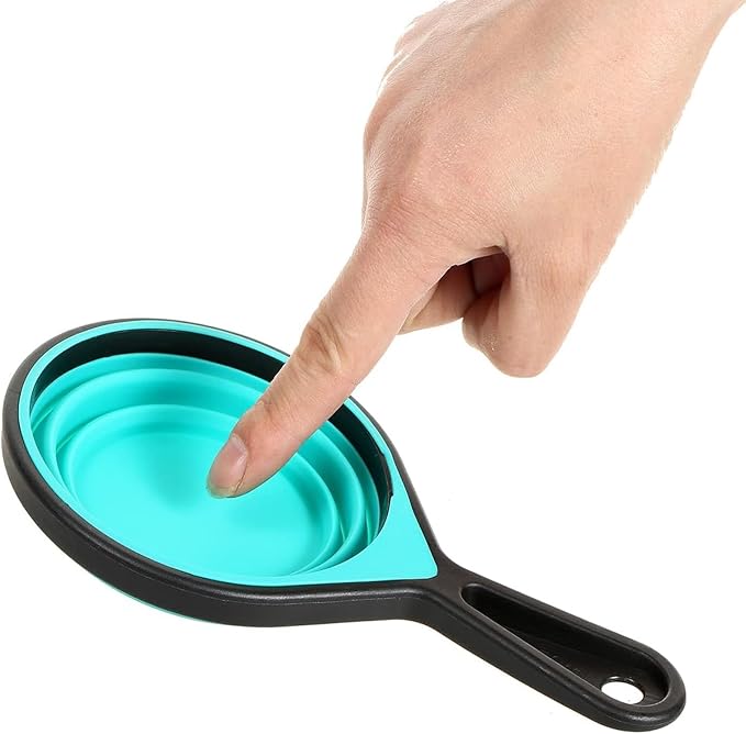 VUFVOID 8pcs Collapsible Silicone Measuring Cups and Spoons Set Adjustable Measuring Cup Camper Kitchen Accessories Measure Cups and Spoons Set, 1/4-1, vion1