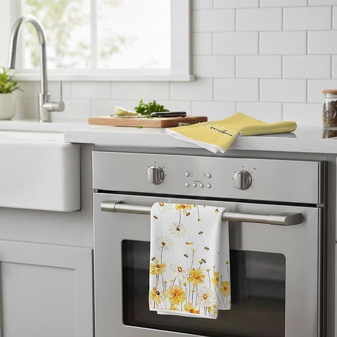 Yellow Floral Kitchen Towels Set of 4 – 16x24 Inch Cute Watercolor Daisy Bee Dish Towels, Soft Absorbent Hand Towels for Kitchen, Spring Summer Home Decor, Housewarming & Birthday Gift for Women