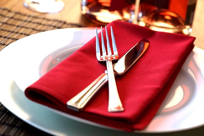 Cloth Napkins Set of 6, 100% Cotton Dinner Napkins for Everyday Use Reusable, Perfect as Christmas Thanksgiving Dining Kitchen Table Decoration (Red)