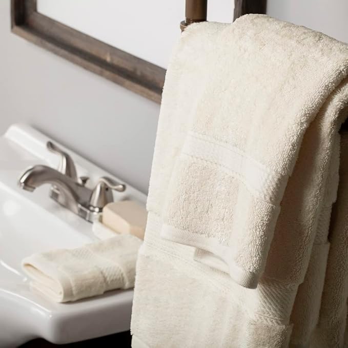 SUPERIOR Egyptian Cotton Pile 3 Piece Towel Set, Includes 1 Bath, 1 Hand, 1 Face Towel/Washcloth, Ultra Soft Luxury Towels, Thick Plush Essentials, Guest Bath, Spa, Hotel Bathroom, Cream