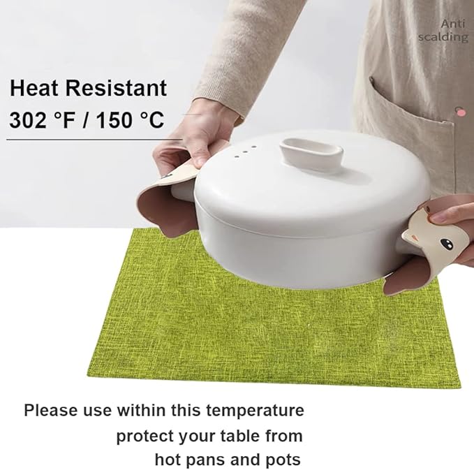 Weabetfu Cloth Placemats Set of 6 Heat Resistant Dining Table Placemmats Cotton Linen Machine Washable Kitchen Table Mats Wrinkle Free Thick Fabric Place Mats,Easy to Clean,13" x 19" Grass Green