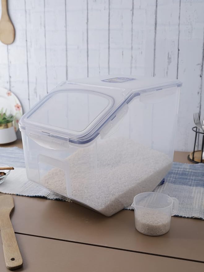 Lock & Lock Bulk Storage Bins Food Storage Container with Wheels (50.72-Cup)