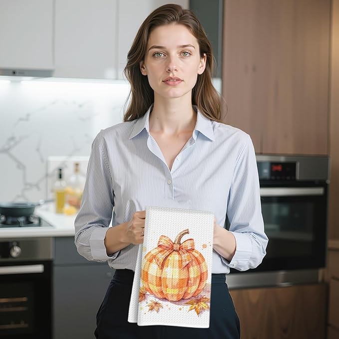 4 Pcs Fall Pumpkin Decor Kitchen Towels, Plaid Pumpkin Soft Absorbent Tea Hand Towel, Microfiber Dish Cloths for Drying Dishes, Waffle Dish Towels Fall Gifts for Kitchen Bathroom Home Decor