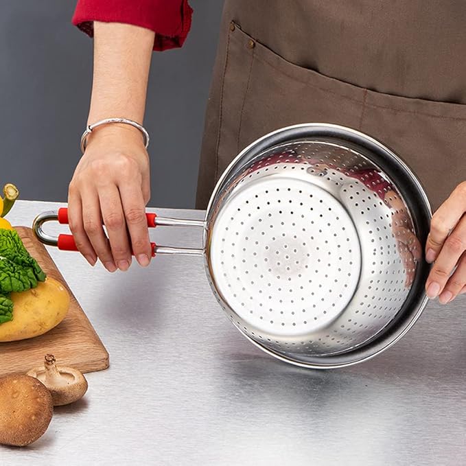 Stainless Steel Perforated Metal Colander Strainer with Long Red Handle Sieve Sifters Use for Kitchen Food Pasta Noodles Spaghetti Vegetables Silver - 10.24 inch (C072-Mer-26)