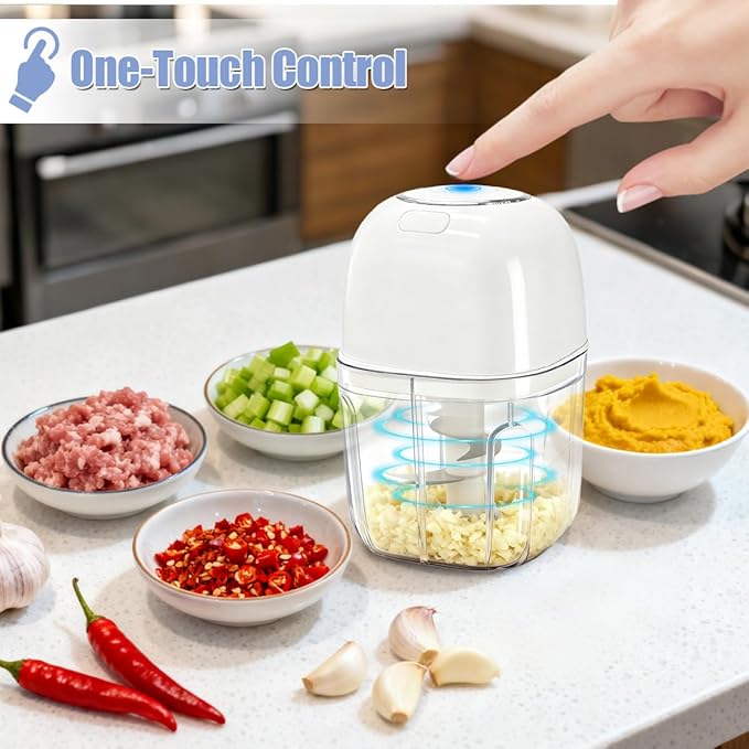 Tiiyee Electric Garlic Chopper, 350ML USB Garlic Mincer Masher Portable Veggie Chopper Blender to Vegetable Grinder Mini Food Processor 6 Stainless Steel Blade for Nuts Chili Onion Ginger Spices