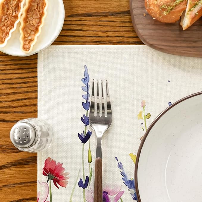Artoid Mode Daisy Lavender Floral Leaves Spring Placemats Set of 4,12x18 Inch Seasonal Spring Table Mats for Party Kitchen Dining Decoration