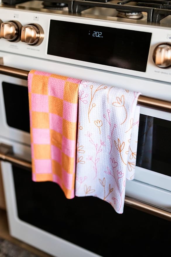 2 Pack Double Sided Kitchen Towels || Dish Towels || Quick Dry || Designer Prints || Highly Absorbent || Hanging Hook (Pink)