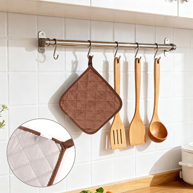 5 Pack Pot Holders for Kitchen Easy-Care Cotton Machine Washable hot Pads for Kitchen for Cooking and Baking Oven Brown