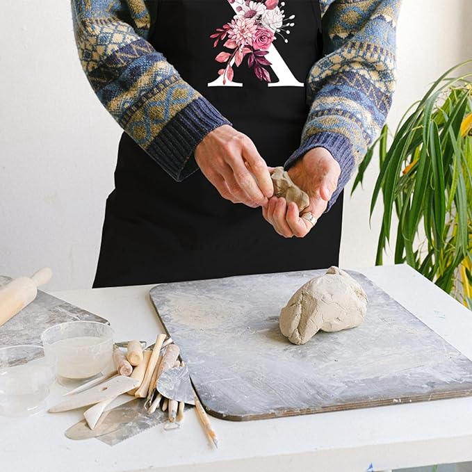 Personalized Aprons for Women with Pockets, Cute Aprons for Women Chef Baking, Cooking Gifts for Mom Birthday
