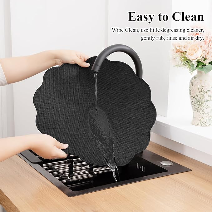SHACOS Scalloped Round Placemats Set of 6 Polyester Linen Blend 15 inch Washable Non Slip Place Mats Easy Clean Heat Resistant Table Mats for Kitchen Dining Table Decor, Black