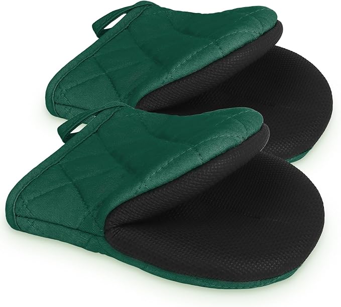 Short Oven Mitts, Heat Resistant 500°F, Silicone Grip Kitchen Gloves, Non-Slip for Baking, Grilling, BBQ, Machine Washable with Hanging Loop, 2-Pack Set, Army Green