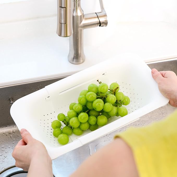 BLUE GINKGO Over the Sink Colander Strainer Basket - Wash Vegetables and Fruits, Drain Cooked Pasta and Dry Dishes - Extendable - New Home Kitchen Essentials (White, 1 Pack)