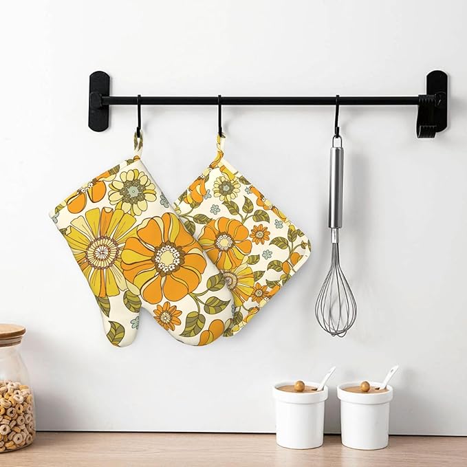 Retro 70s Style Flower Oven Mitts and Pot Holders Sets Silicone Kitchen Mitts Potholders Heat Resistant 4Pcs Oven Gloves Hot Pads for Kitchen Baking Cooking BBQ Grilling