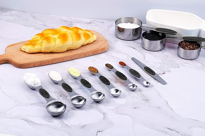 TILUCK magnetic measuring spoons set and measuring cups, stainless steel measuring cups, 6 double-sided stainless steel measuring spoons & 1 leveler (13)