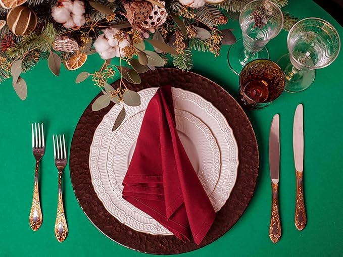 Red Cloth Napkins Set of 6,Thick Cloth Napkins 18x18 inch，100% Cotton Dinner Napkins,Christmas Table Decorations,Everyday Use,Hotel,Resraurants,Comfortable Washable,Reusable (Dark Red)