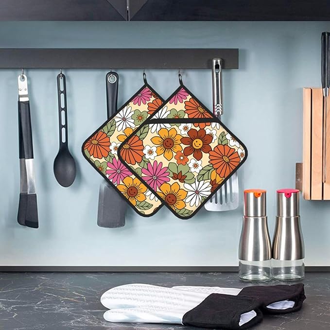 Boho Pot Holders 2PCS,Potholders for Kitchen Heat Resistant Microwave Cooking Baking Oven and Dishes and BBQ Gifts for Women(Retro Groovy Flower)