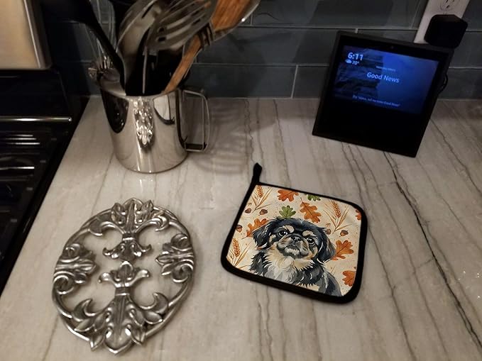 Caroline's Treasures Black and Tan Pekingese Heirloom Fall Pair of Pot Holders Pair 7.5x7.5 Quilted Insulated Hot Pads Decorative Kitchen Gift Made in USA