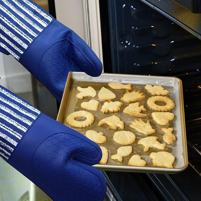 Alselo Silicone Oven Mitts Heat Resistant 932℉ with Waterproof & Non-Slip Kitchen Mittens, Set of 2 Extra Long Oven Gloves with Soft Cotton Terry Lining for Baking Cooking Barbecue (Cobait Blue, 2)