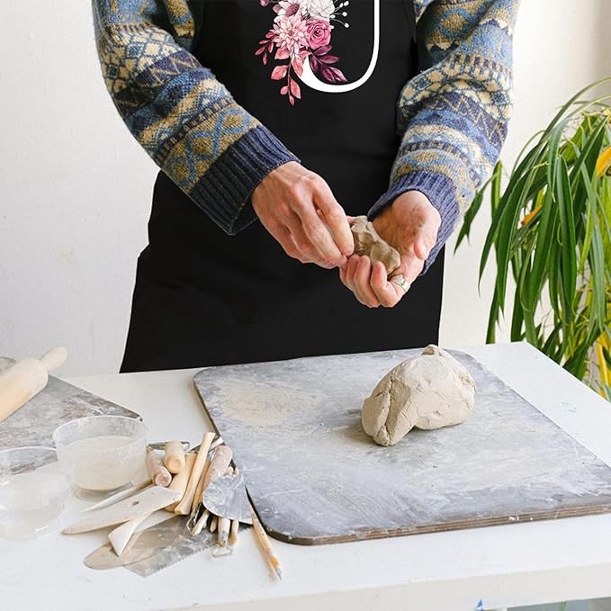 Personalized Aprons for Women with Pockets, Cute Aprons for Women Chef Baking, Cooking Gifts for Mom Birthday