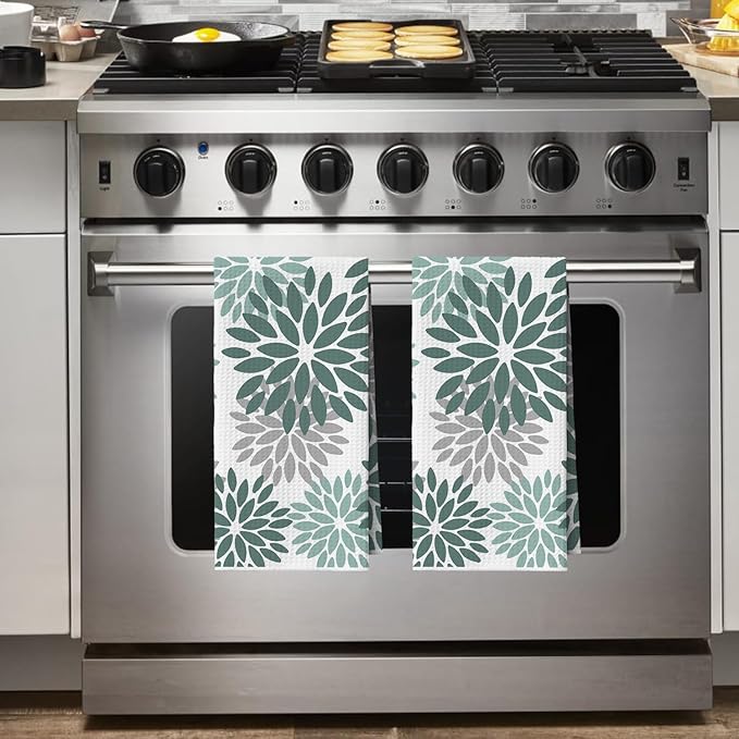 Artoid Mode Green Dahlia Floral Kitchen Towels Dish Towels, 18x26 Inch Quick Dry Microfiber Cloth Hand Towels for Kitchen Drying Set of 2