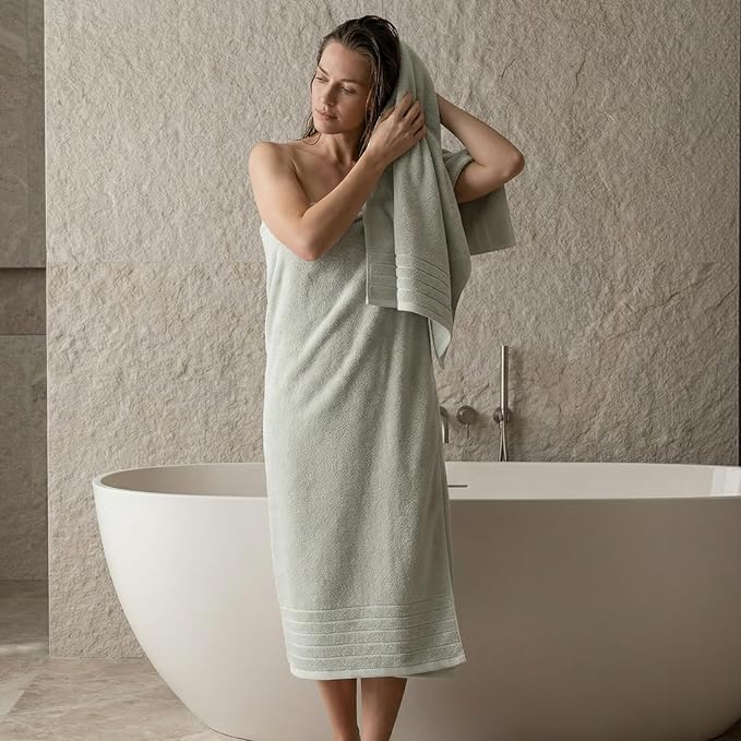 REDKISS 2 Pack 100% Cotton Thick Extra Large Bath Towels 35 X 70 Inches, Quick Dry, Ultra Soft & Highly Absorbent Light Gray Bathroom Towel Sets for Bathroom, Gym, Spa, Pool & Hotel