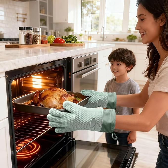 Silicone Oven Mitts Heat Resistant 450°F - Waterproof Non-Slip Kitchen Gloves with Cotton Lining, Flexible Oven Mitts for Cooking, Baking, Grilling & BBQ (Set of 2)