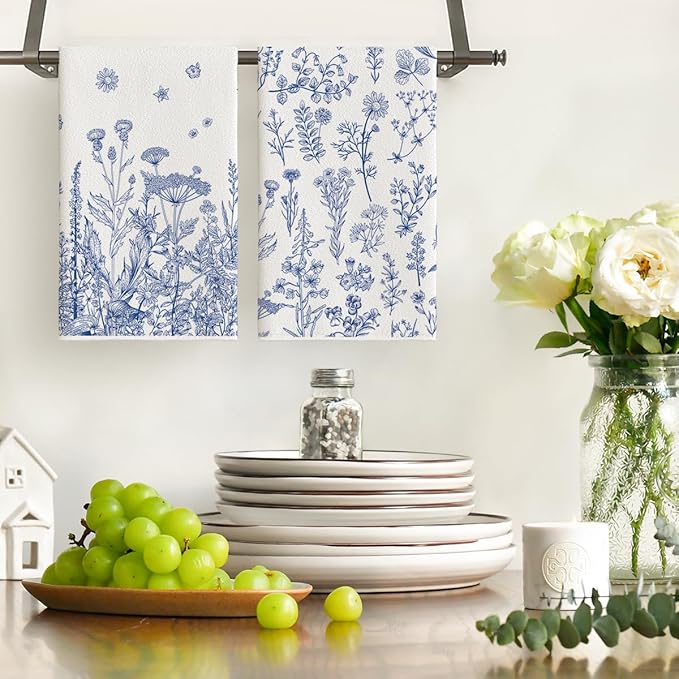 Artoid Mode Blue Antique Herbs Wild Flowers Leaves Spring Kitchen Towels Dish Towels, 18x26 Inch Seasonal Decoration Hand Towels Set of 2